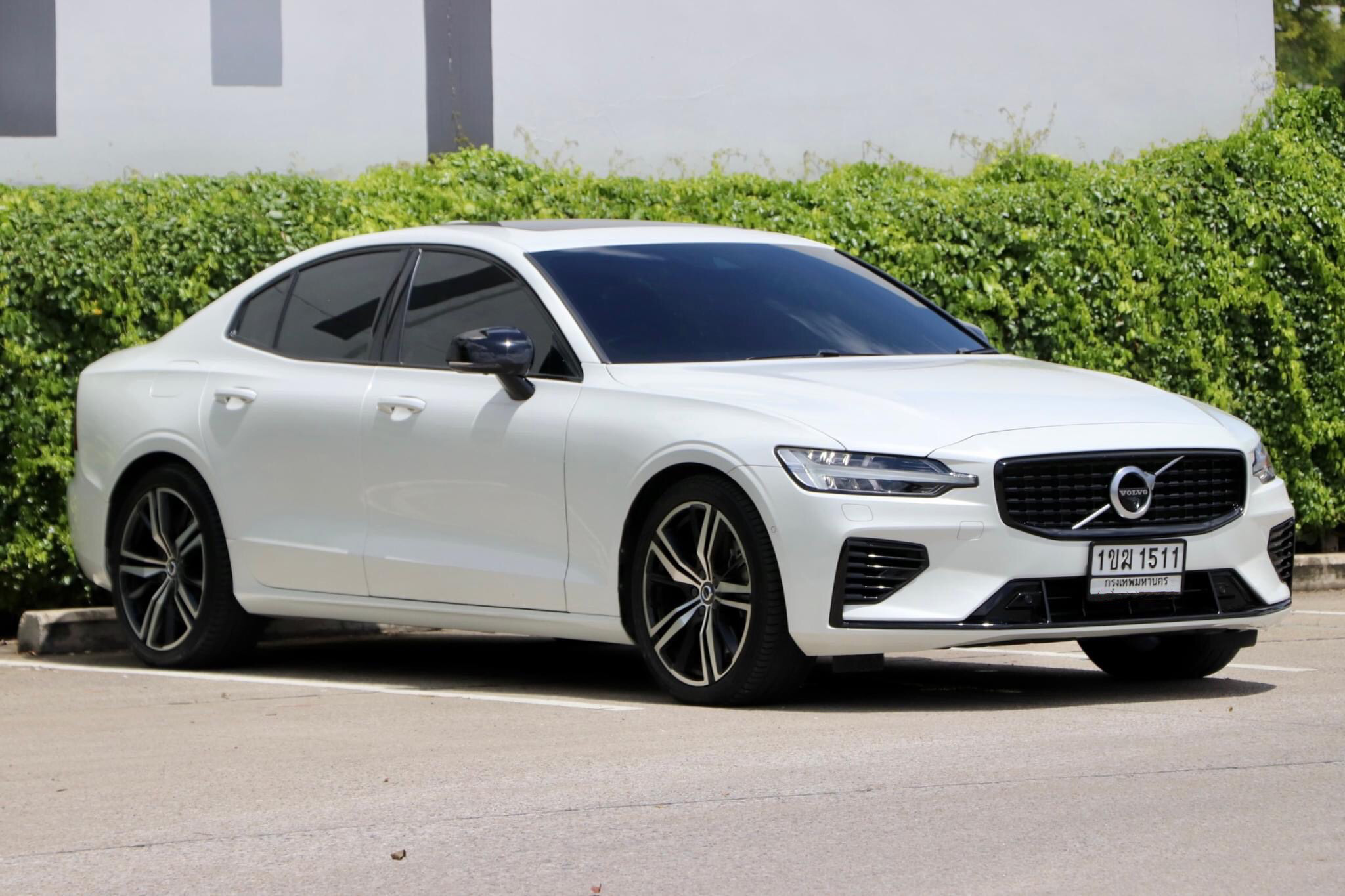 VOLVO S60 2.0 T8 Recharge R-DESING ปี2021