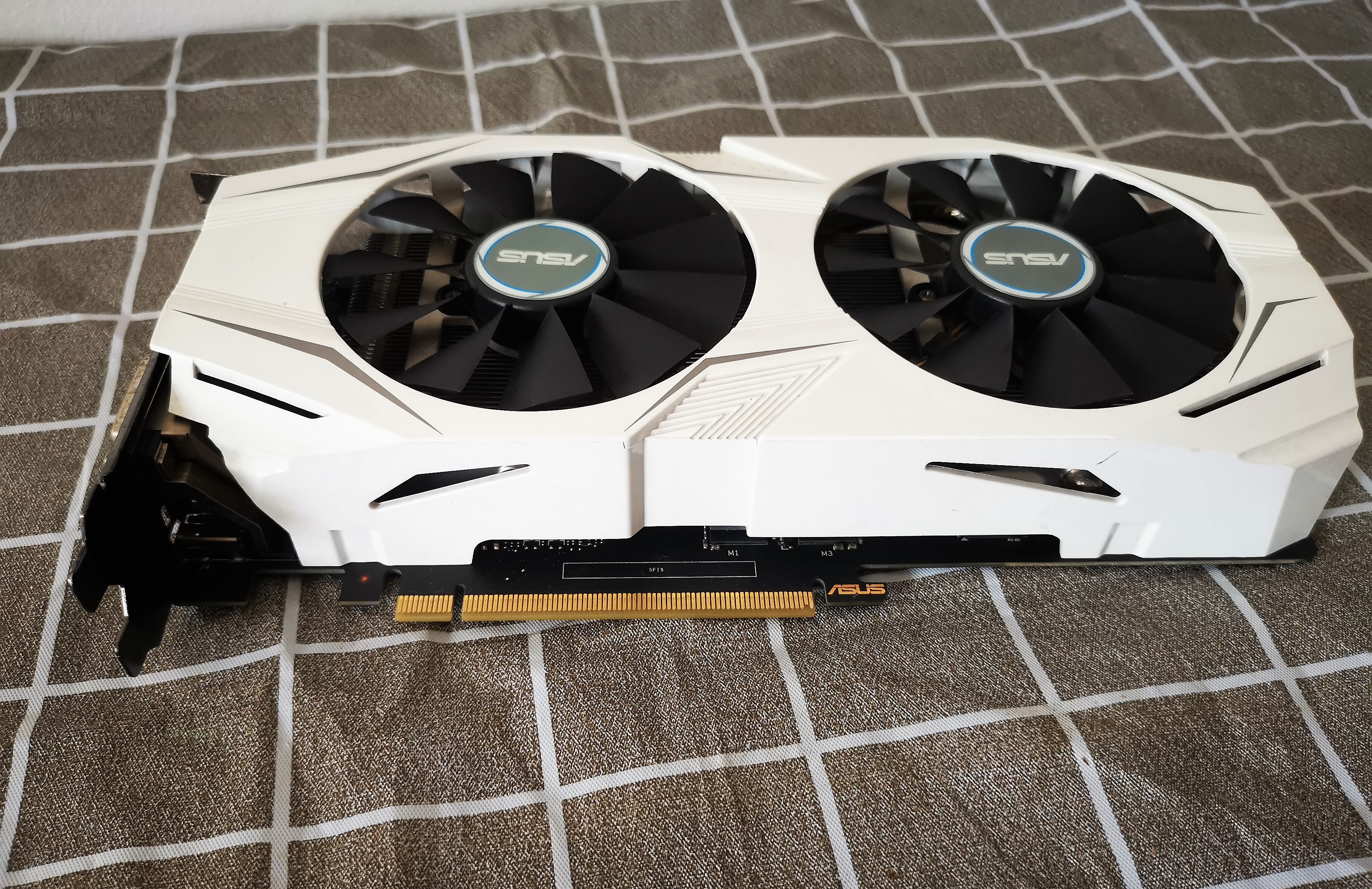 Asus GTX 1060 6GB Dual