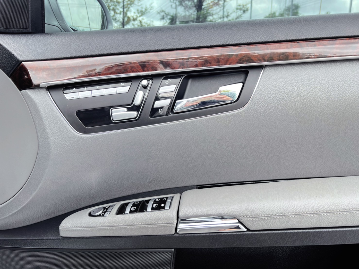 Mercedes Benz S300 L สีบรอนซ์ รหัสW221 ปี2010