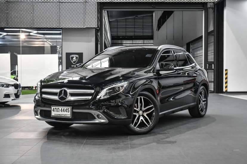 Mercedes BENZ GLA 200 Urban ตัว CBU ประกอบนอก ปี 2015