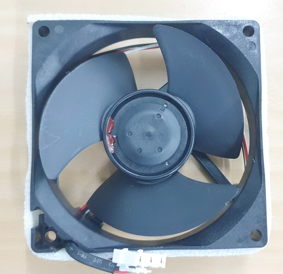 Nidec U92C12MS1B3-52 K091 พัดลมตู้เย็น SAMSUNG 12VDC (มีโฟมด้านข้าง) ขนาด 91.2*91.2 mm