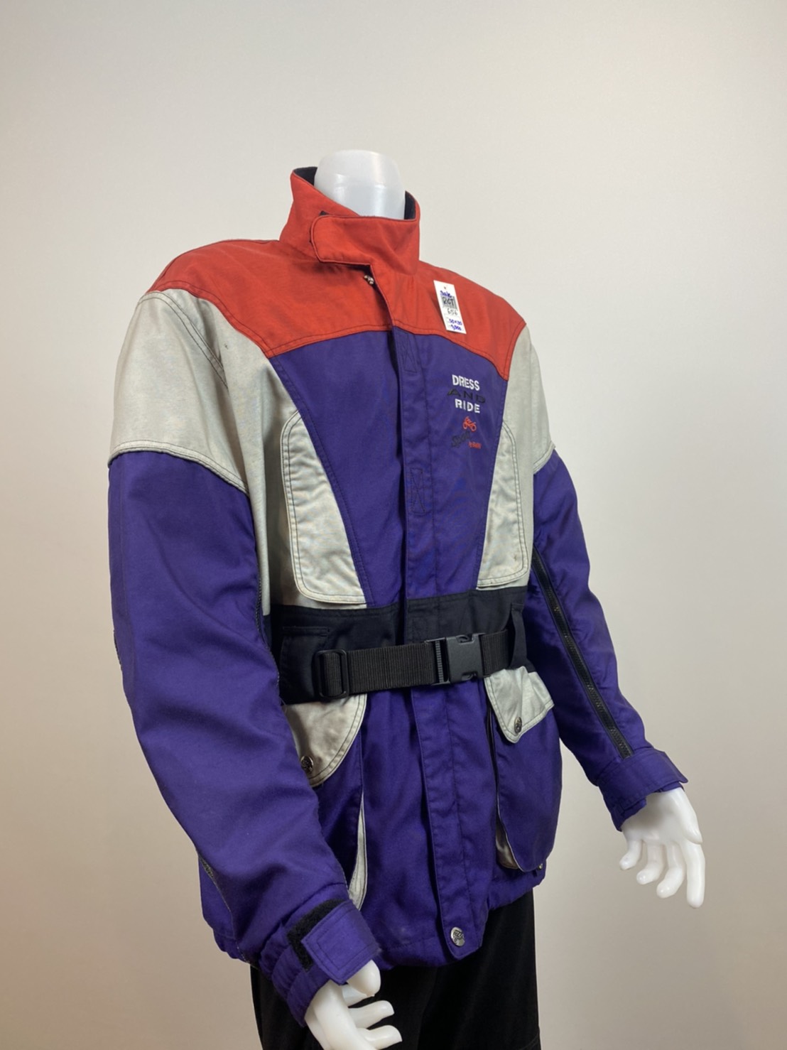 เสื้อขี่มอเตอร์ไซด์( มือสอง) RCT 656 (SALE) อก 50" ยาว 30" ยี่ห้อ ** BMW**