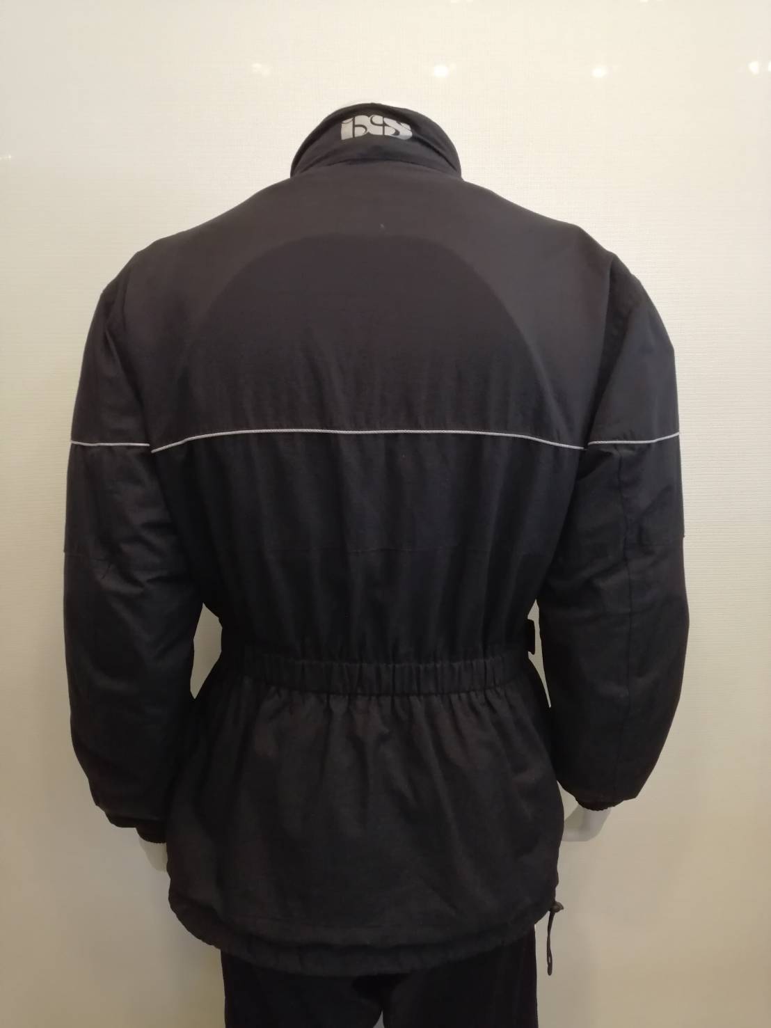 เสื้อขี่มอเตอร์ไซด์( มือสอง) RCT 254 ขนาด : อก 50" ยาว 32" **ยี่ห้อ IXS **