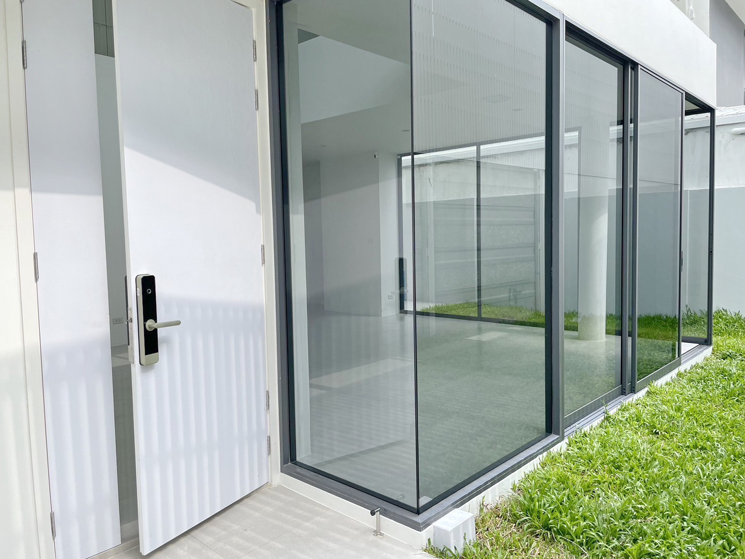 ให้เช่า Home Office สนาบินดอนเมือง 3.5 ชั้น