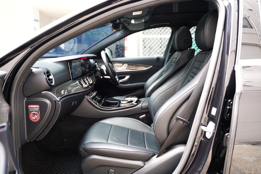 Mercedes Benz E220d AMG Dynamic W213 ปี 2017