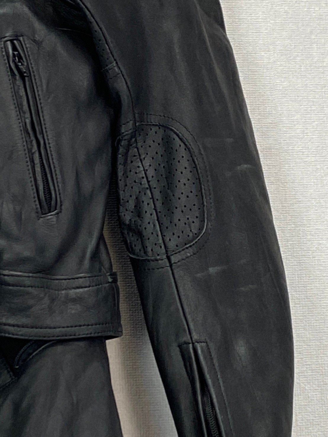 ประเภททรงชุด : Racing suit RCSS 019 Set(ชุดเลื้อ+กางเกง) : ยี้ห้อ....MOTOBODY