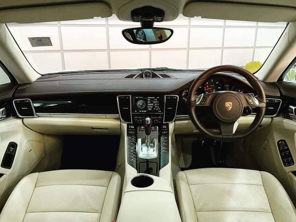 Porsche Panamera 3.0 V6 Diesel ปี2013