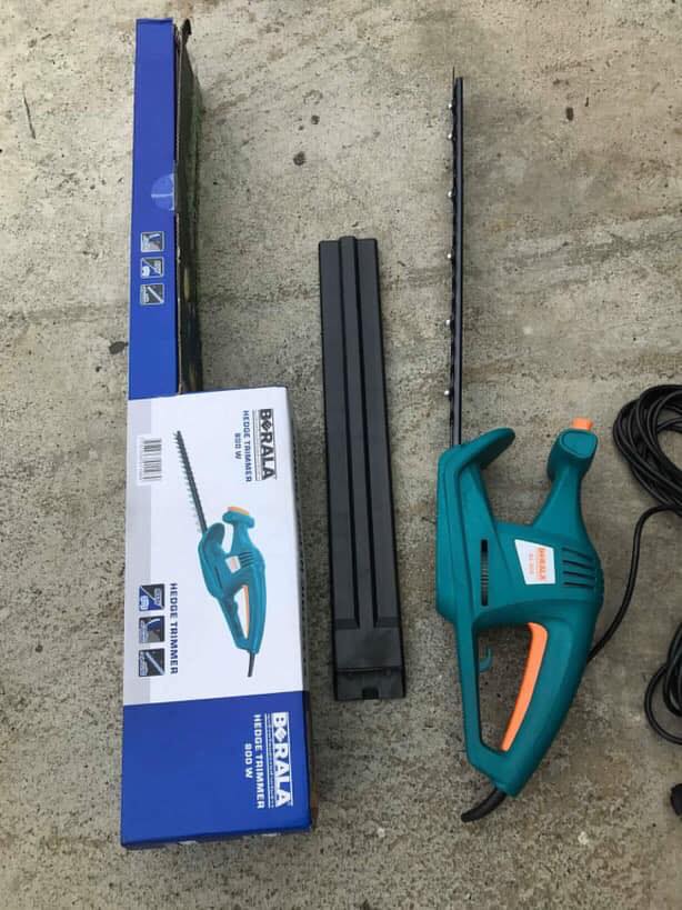 เครื่องตัดแต่งพุ่มไม้ไฟฟ้า berala รุ่น BL-800