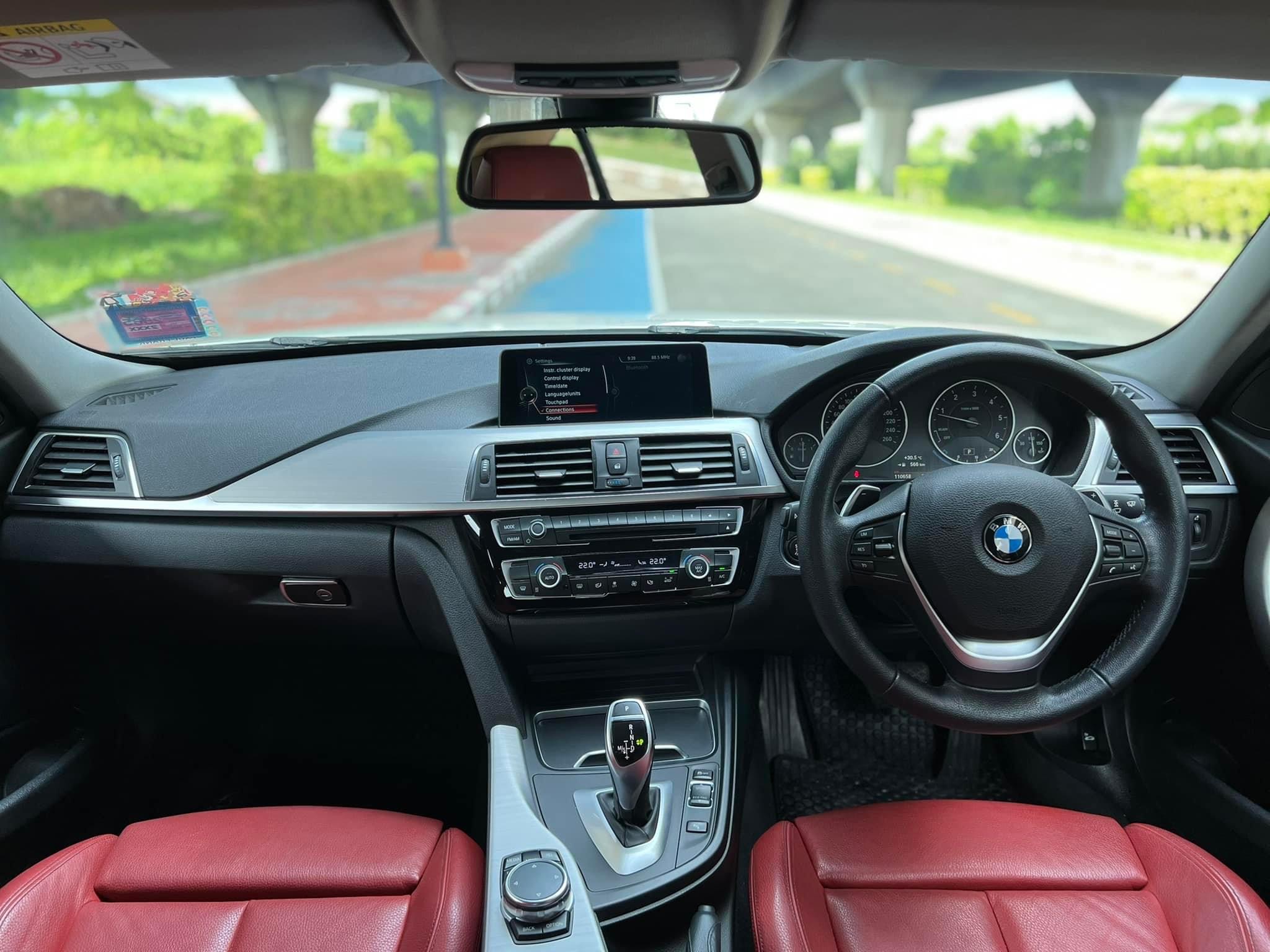 BMW 320d Sport 2.0 F30 *LCI* ปี 2016