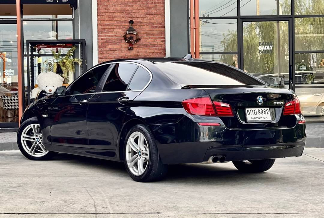 BMW 520i M-sport เบนซินล้วน ปี 2012