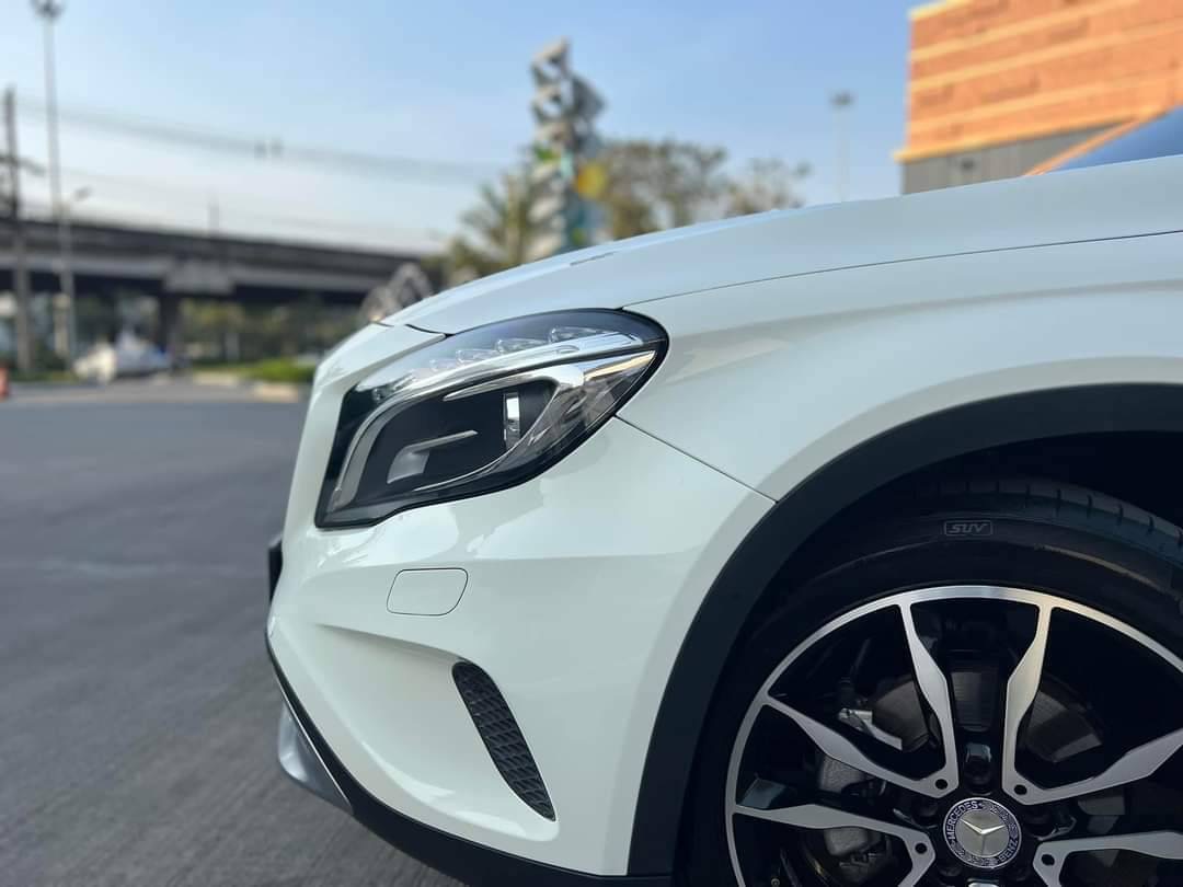Mercedes BENZ GLA200 ปี 2016