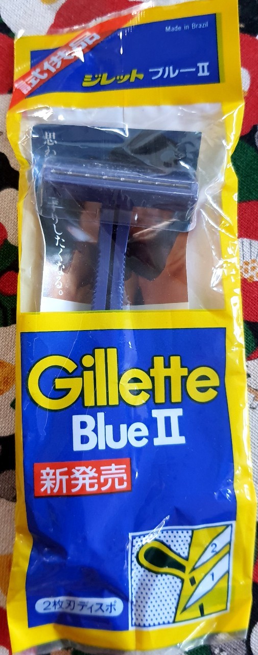 Gillette Blue II Plus ที่โกนหนวด ยิลเลตต์ ด้ามมีดโกน 2 ใบมีด จาก ญี่ปุ่น Made in Brazil
