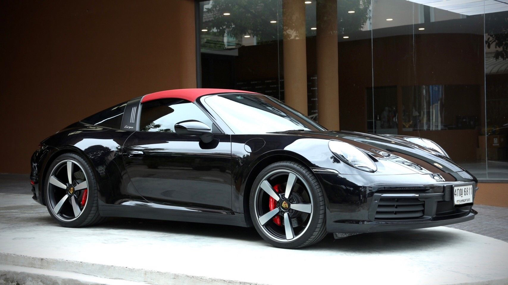 Porsche 911 Targa 4S (992) ปี 2021