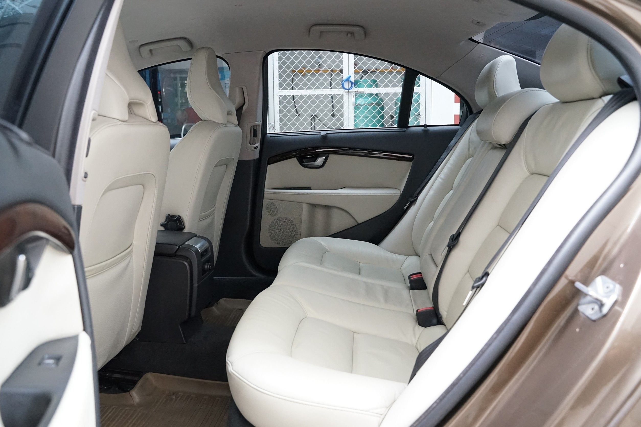 Volvo S80 D4 Minorchange ปี 2014