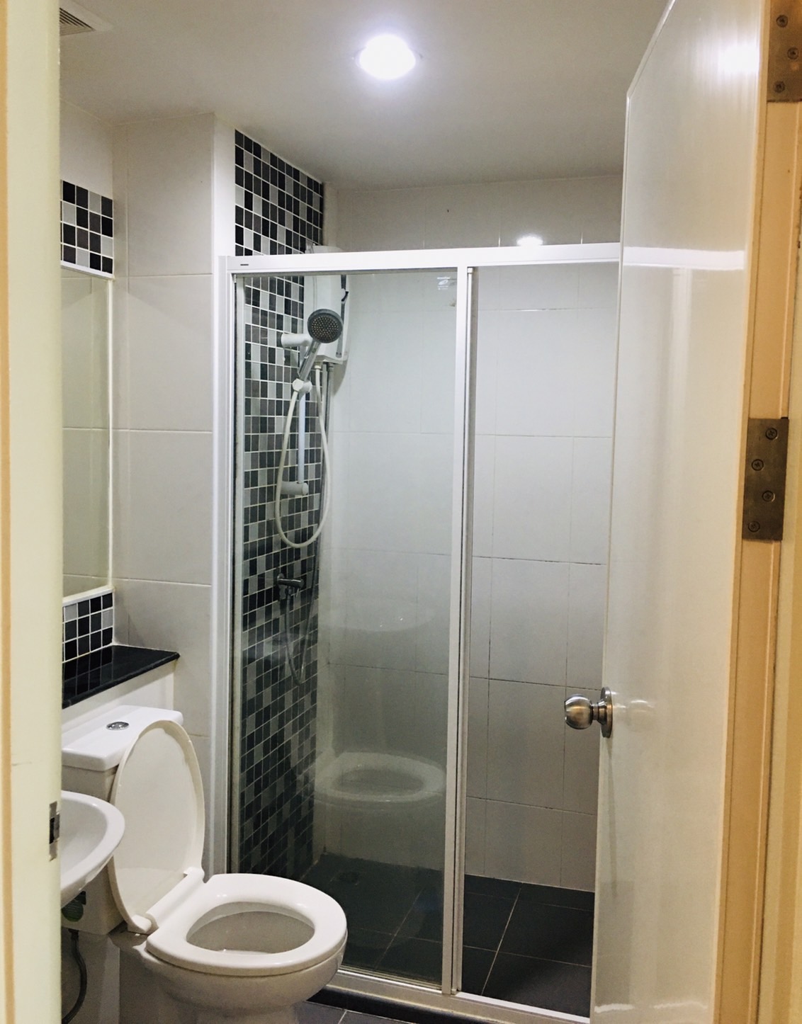ให้เช่าคอนโด Regent Home Tiwanon 25