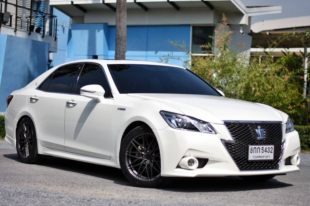 Toyota Crown 2.5 Athlete S ปี 2014