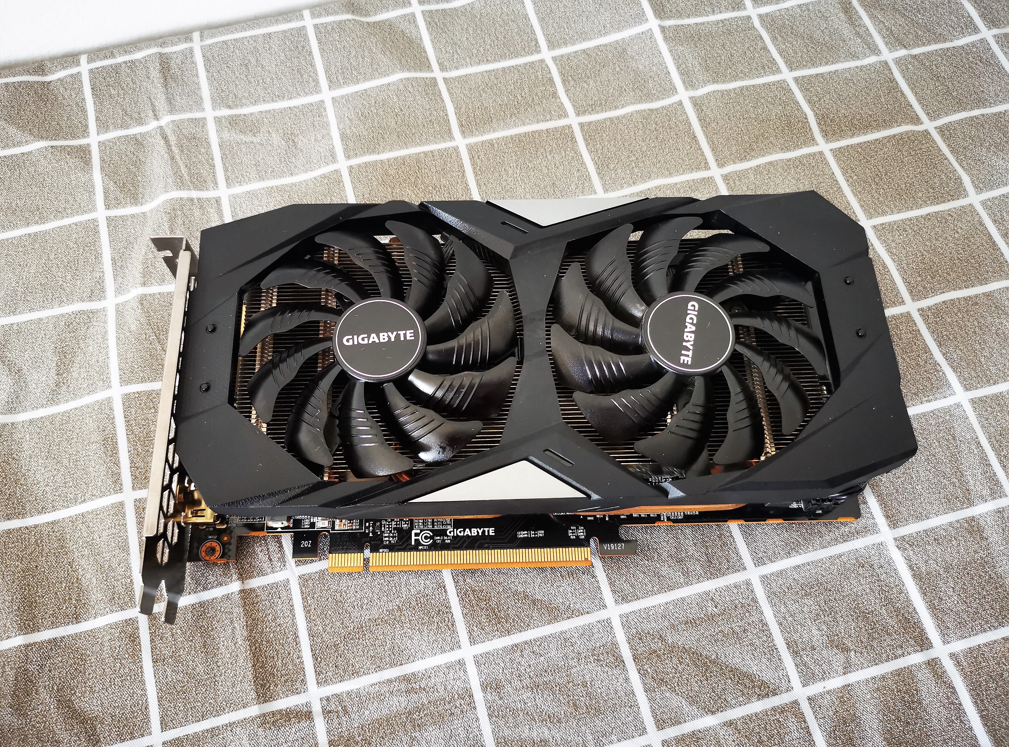GIGABYTE RX 5500 XT OC