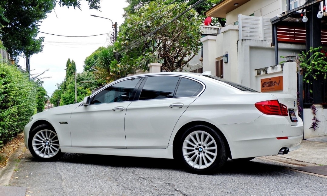 BMW SERIES 5 528i Luxury (F10) ปี 2013