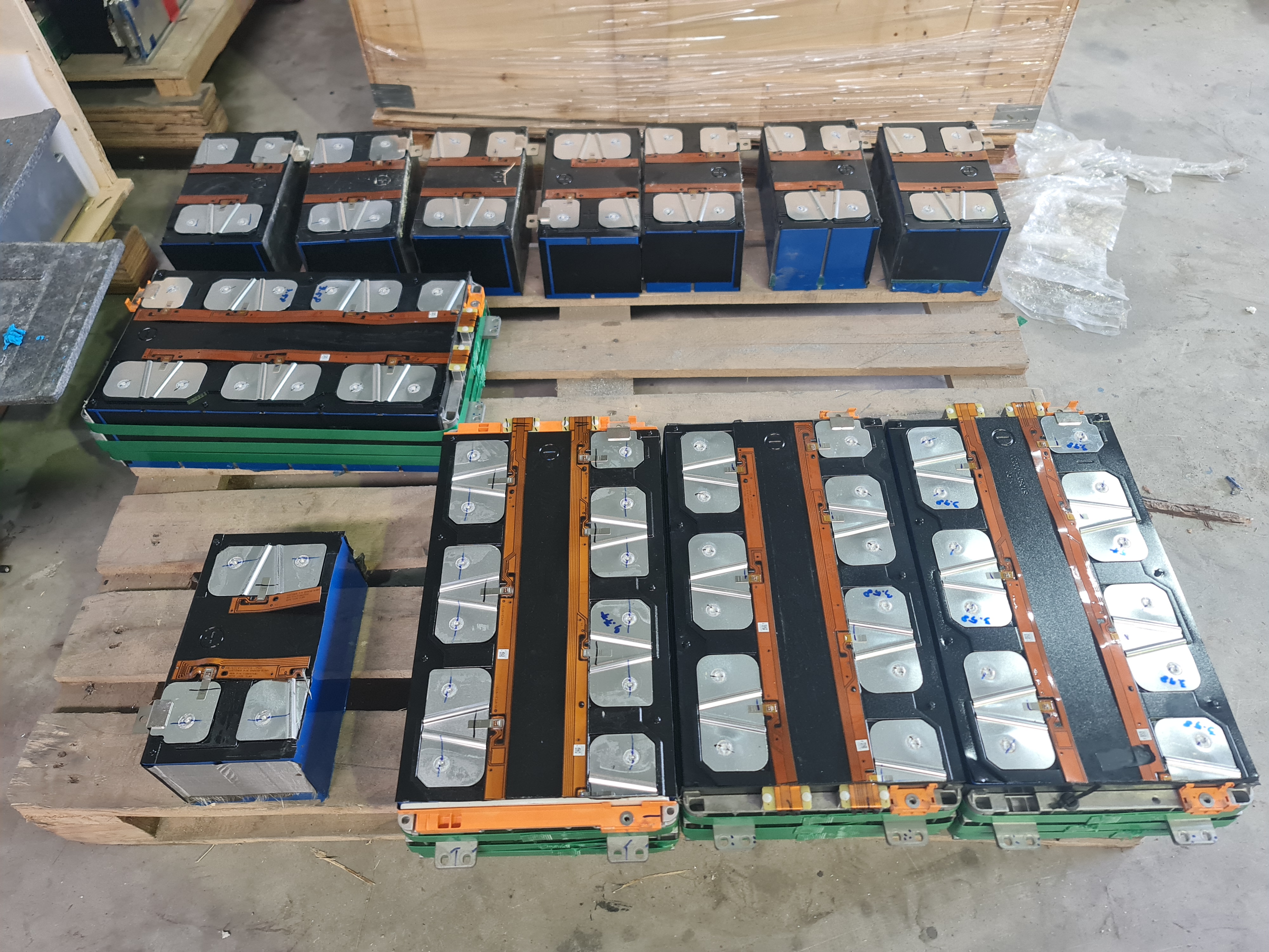 CATL NMC 288Ah สำหรับรถยกไฟฟ้า โฟล์คลิฟท์ไฟฟ้า ประกอบทำ 24v 48v