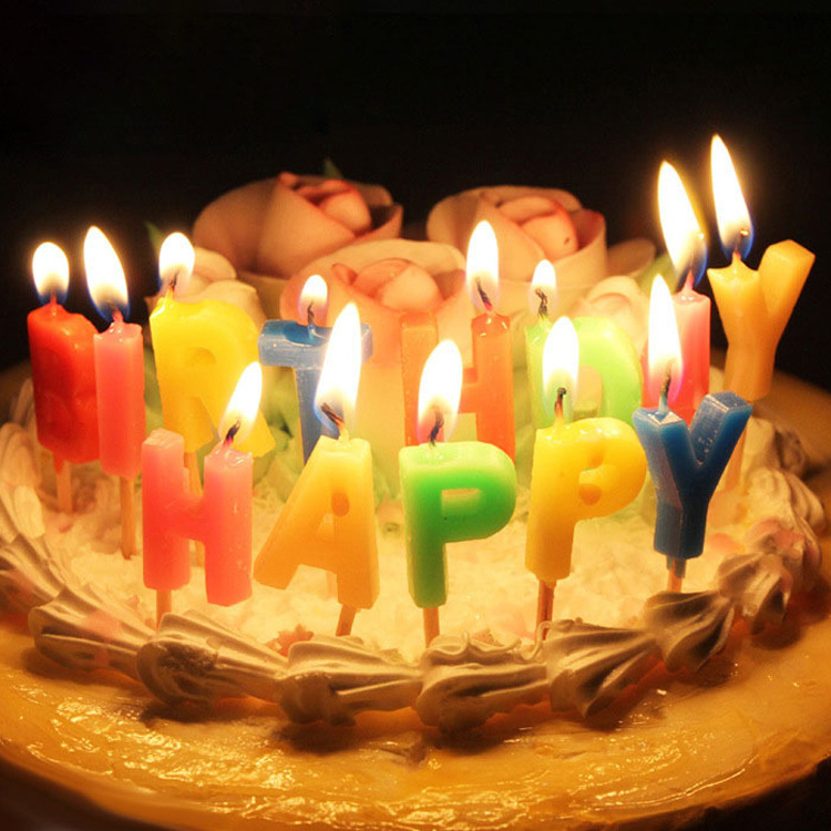 เทียนวันเกิดแฟนซีตัวอักษร HAPPYBIRTHDAY