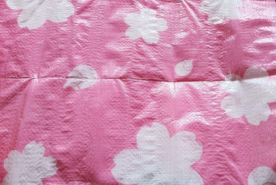 Leisure sheet เสื่อ ปิคนิค Sakura ลาย ซากุระ แผ่นรองนั่ง แผ่นรองของ พกพาได้ Size : 150 x 90 cm Made in JAPAN