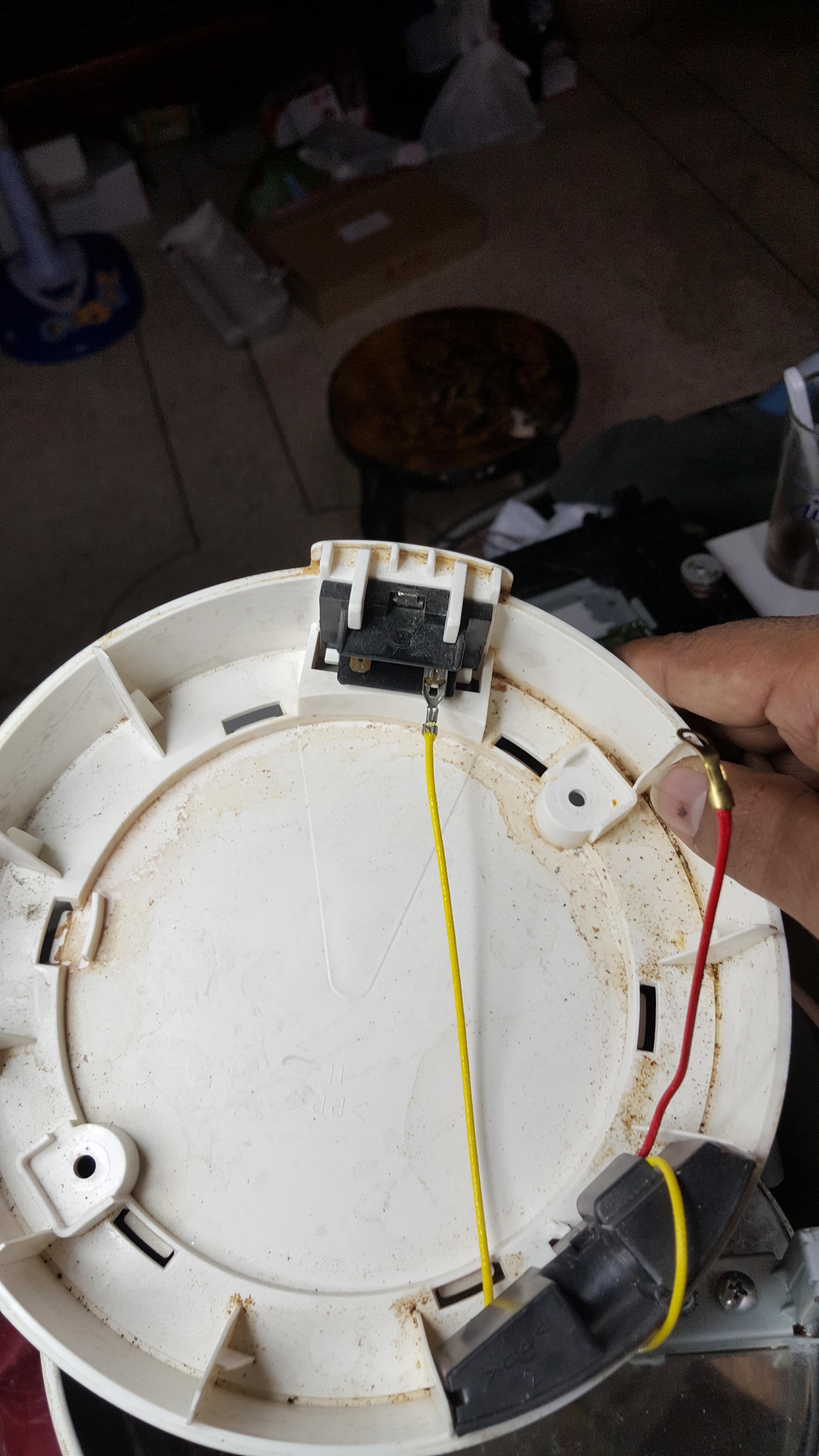 ซ่อมกระติกน้ำร้อนรุ่นธรรมดา