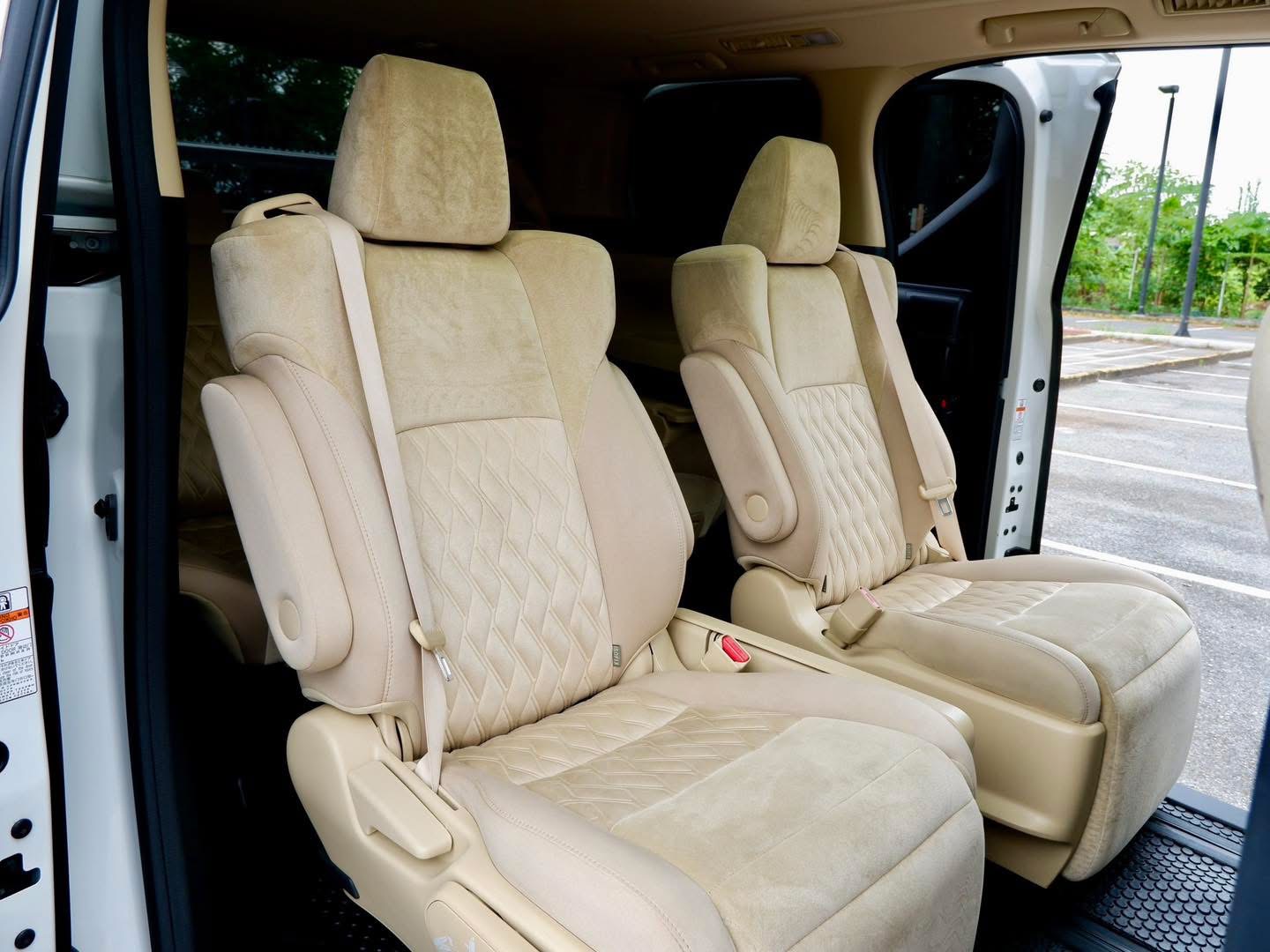Toyota Vellfire Hybrid X 2.5L Minorchange ปี 2020