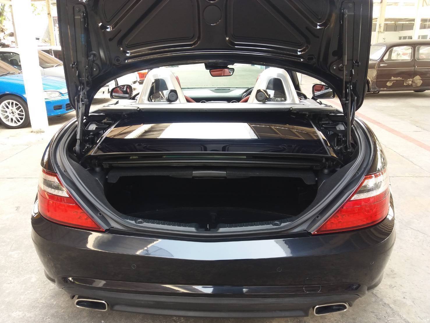 Mercedes-Benz SLK200 1.8 R172 Convertible ปี 2013
