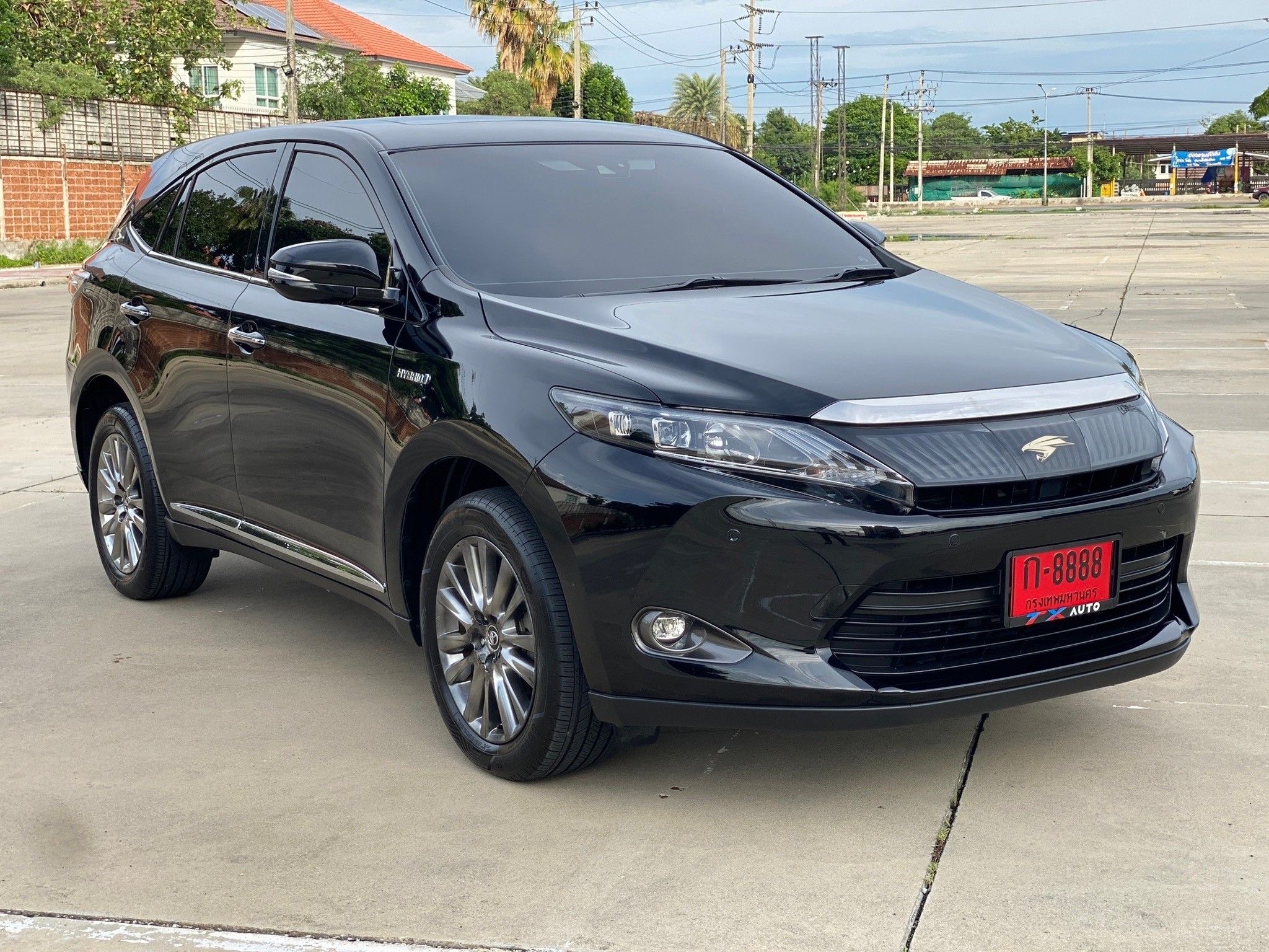Toyota Harrier 2.5 Hybrid ปี 2015 รุ่นท็อป