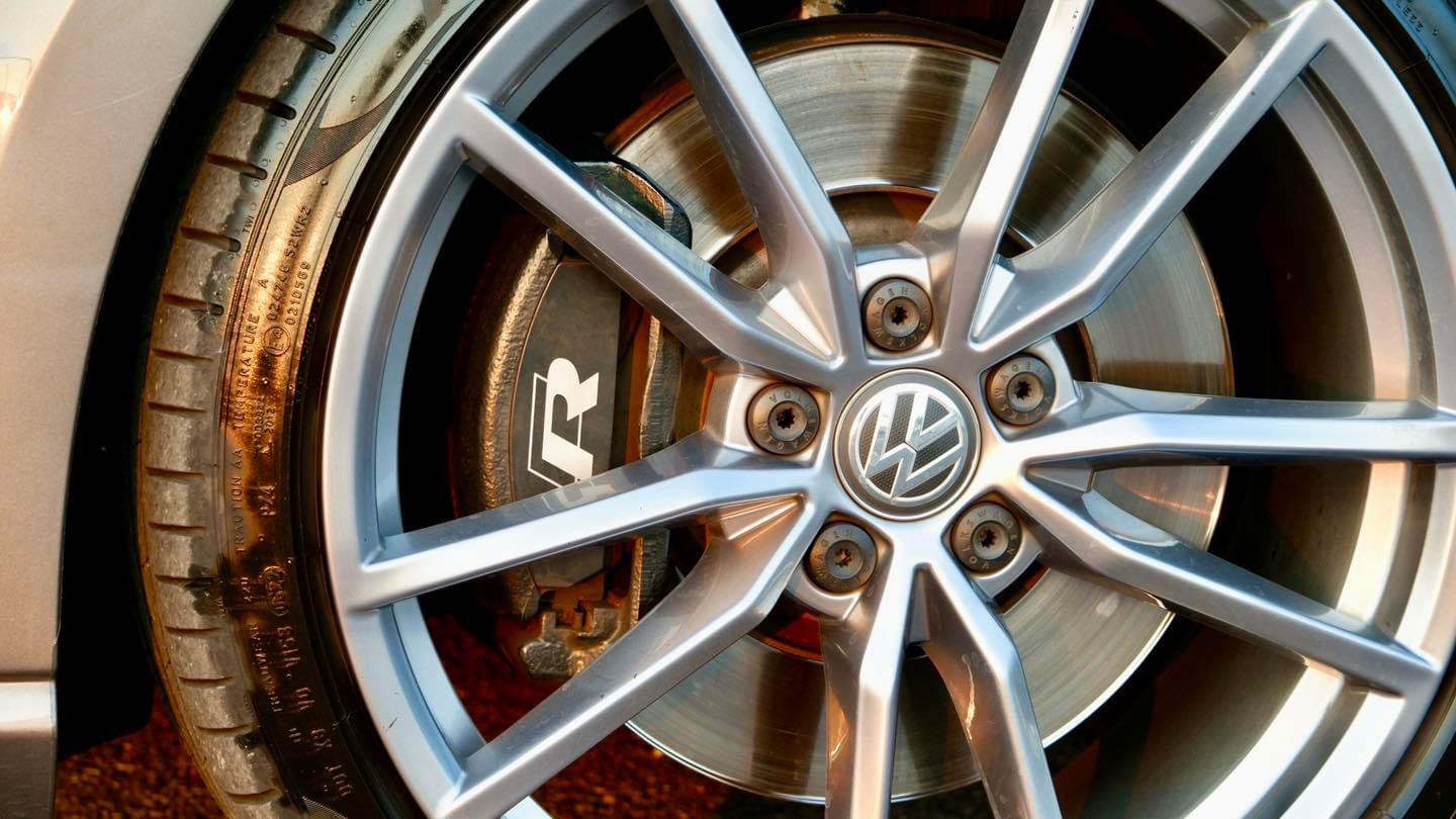 Volkswagen Golf R MK7 2.0 TSI DSG Hatch 3Doors ปี 2016