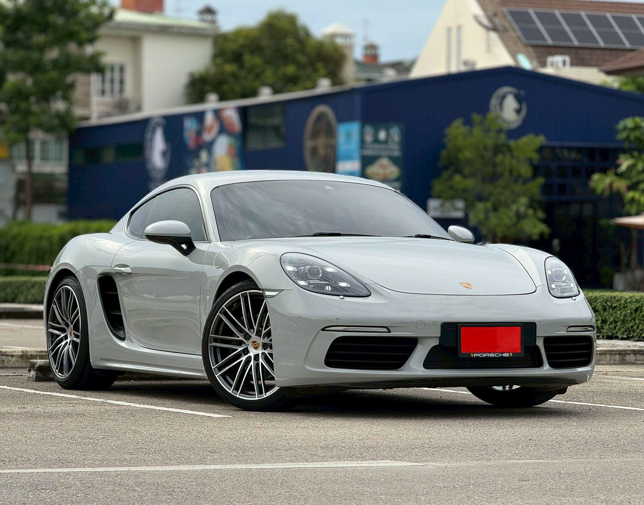 Porsche 718 Cayman 2.0 PDK AT สีเทาCrayon ( สีพิเศษ ) ปี2017