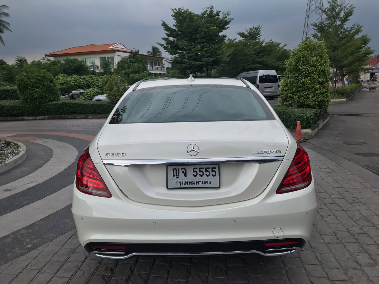 Mercedes Benz S350 d 3.0 W222 AMG Dynamic สีขาว daimond white-metallic ปี 2015