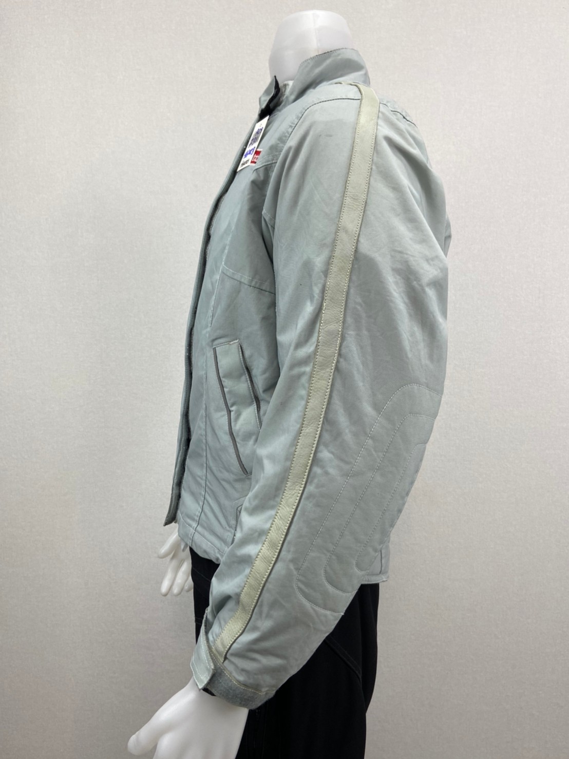 เสื้อขี่มอเตอร์ไซด์( มือสอง) RCS 731: อก 46" ยาว 23" ** MOTOMARK**