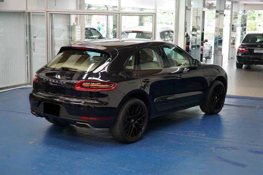 Porsche Macan 2.0 4WD ปี 2014