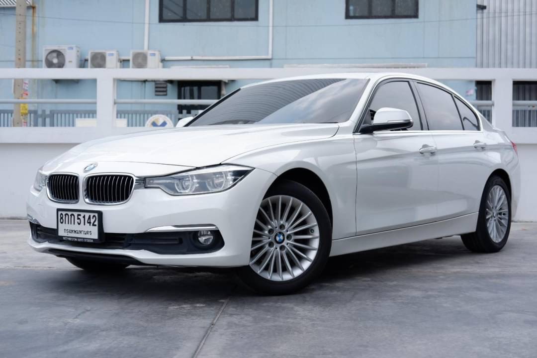 BMW 320d (F30)Lci Diesel ปี 2017