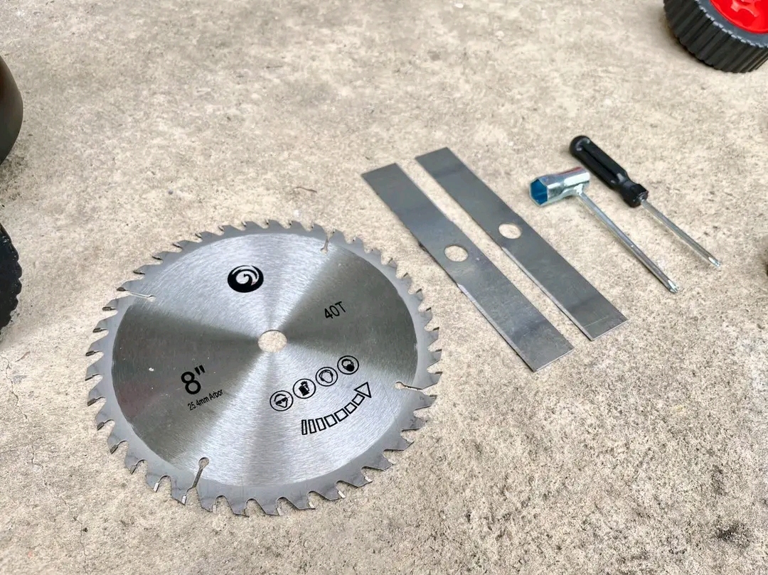 เครื่องตัดหญ้าไร้สายพับได้ รุ่น 256V ยี่ห้อ Onsen พร้อมล้อ