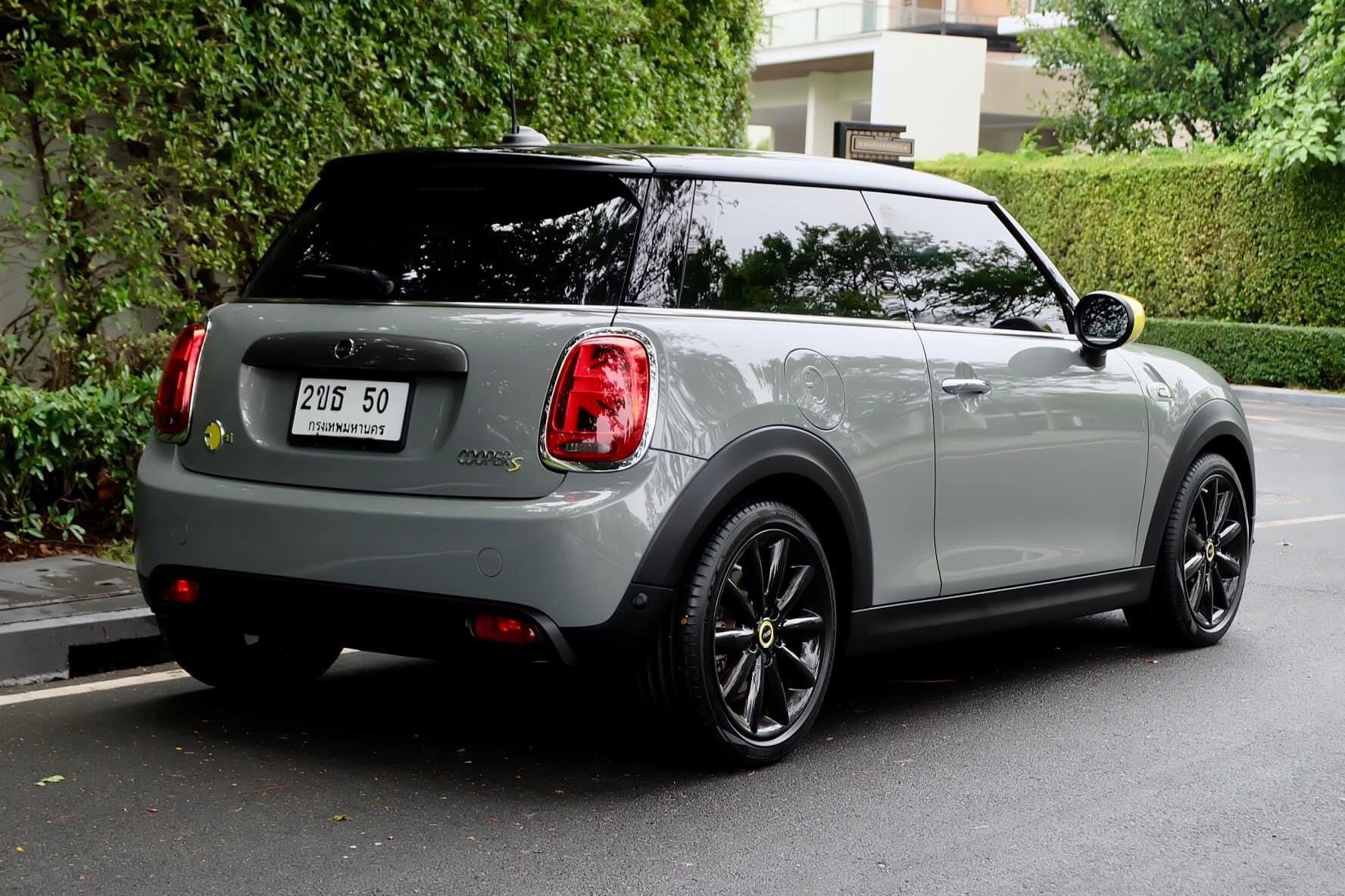 Mini Cooper SE LCI ปี 2021