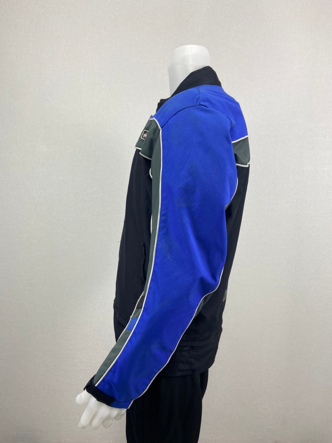 เสื้อขี่มอเตอร์ไซด์( มือสอง) RCS 721: อก 50" ยาว 26" ** roleff**