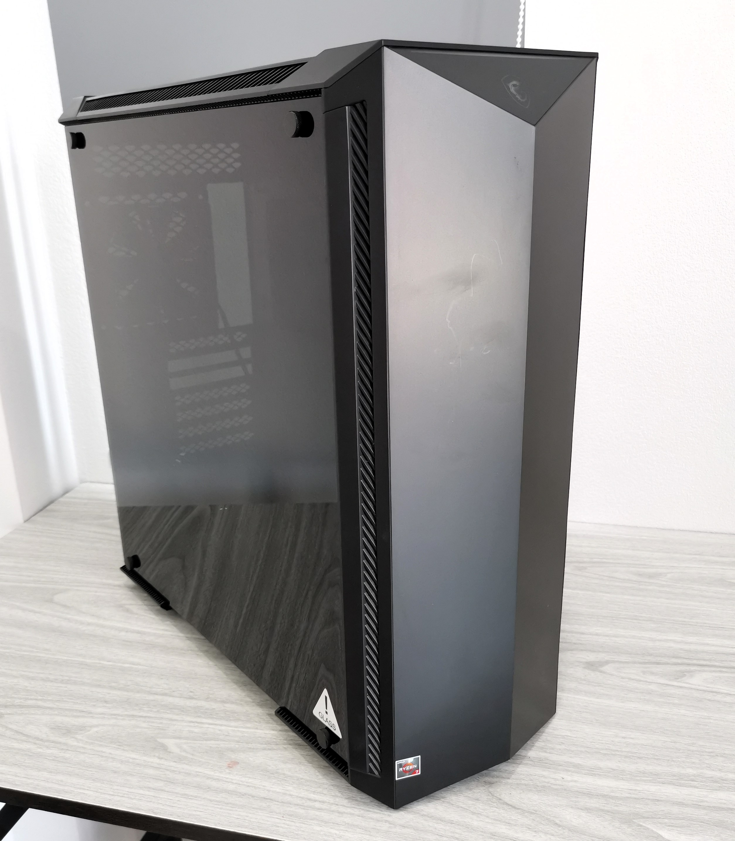 เคสเปล่า Case MSI MPG GUNGNIR 100