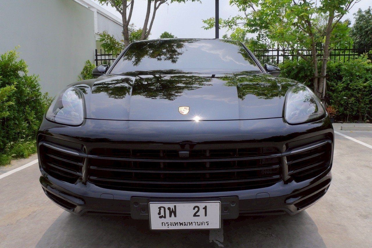 Porsche Cayenne Coupe ปี 2020