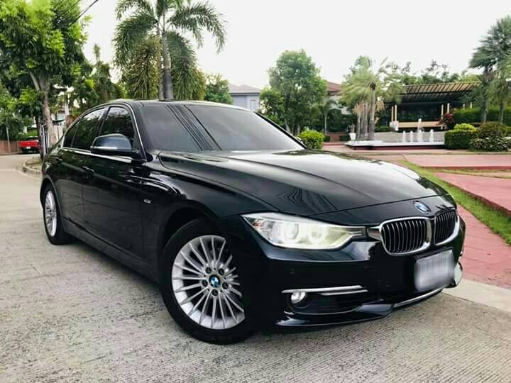 BMW 320i LUXURY ปี 2013