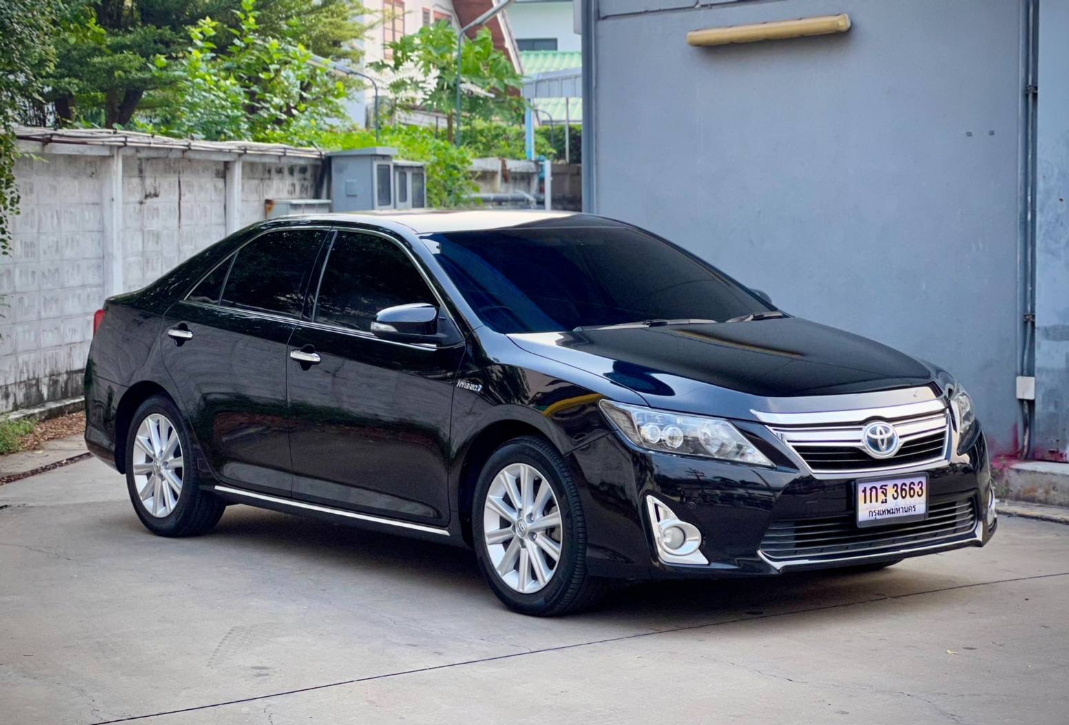 Toyota Camry Hybrid 2.5 ปี 2014