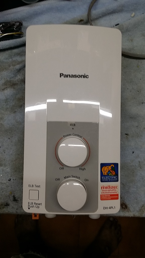 ซ่อมเครื่องทำน้ำอุ่น ยี่ห้อ PANASONIC รุ่น DH-4PL1TK อาการเร่งความร้อนไม่ขึ้น