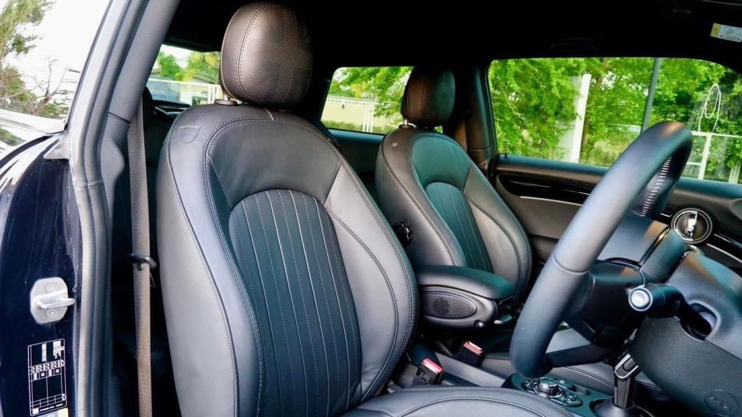 MINI Cooper SE MINI Yours Enigmatic Black Metallic ปี 2021 LCI Minorchange
