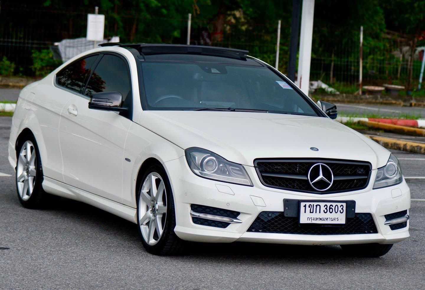 Benz C180 Coupe AMG Package Fulloption ปี 2012