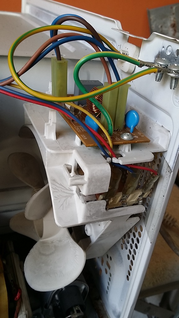 ซ่อมไมโครเวฟ ยี่ห้อ OXYGEN รุ่น PM-A116 อาการไม่ร้อน