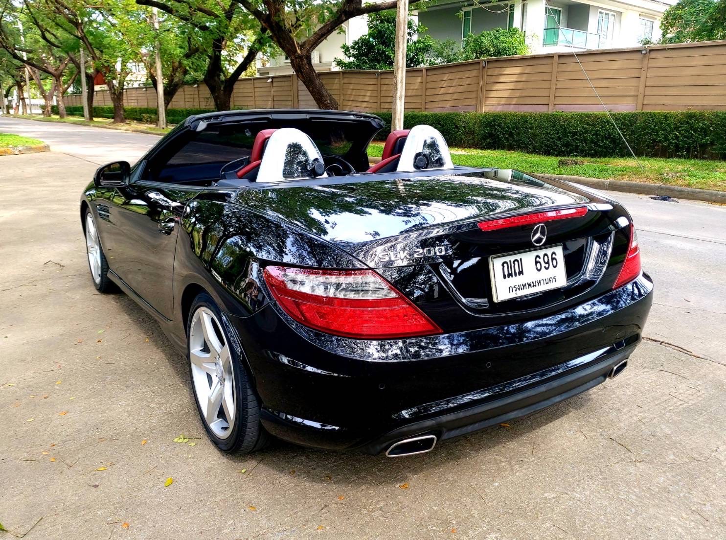 Mercedes-Benz SLK200 ปี2011 #ขายดาวน์