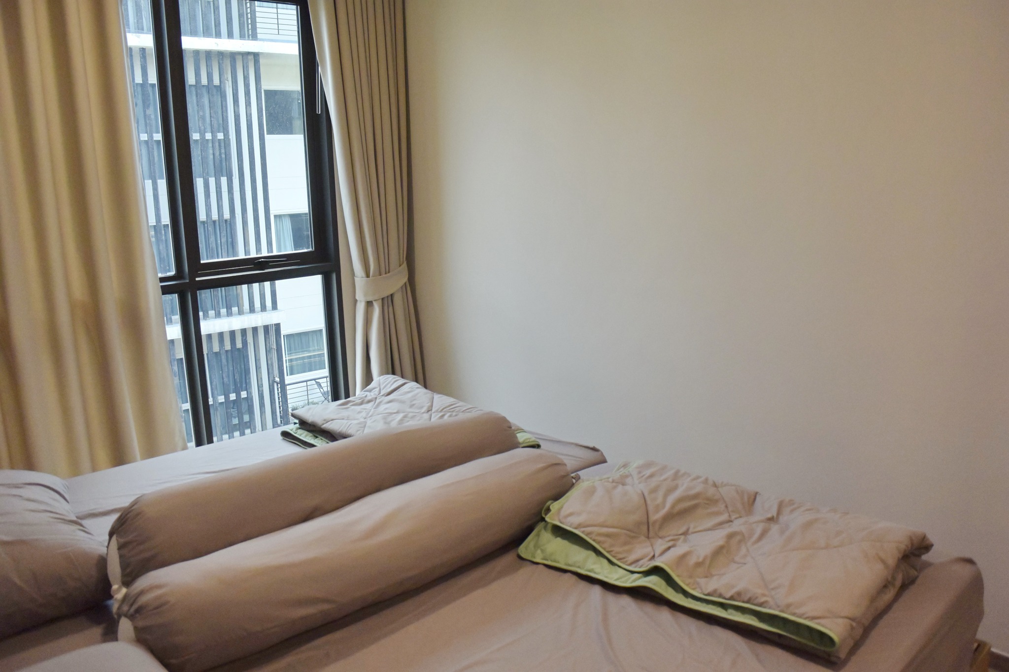 ให้เช่า Salaya One Residences ห้องใหญ่ เตียงคู่ มีเครื่องซักผ้า