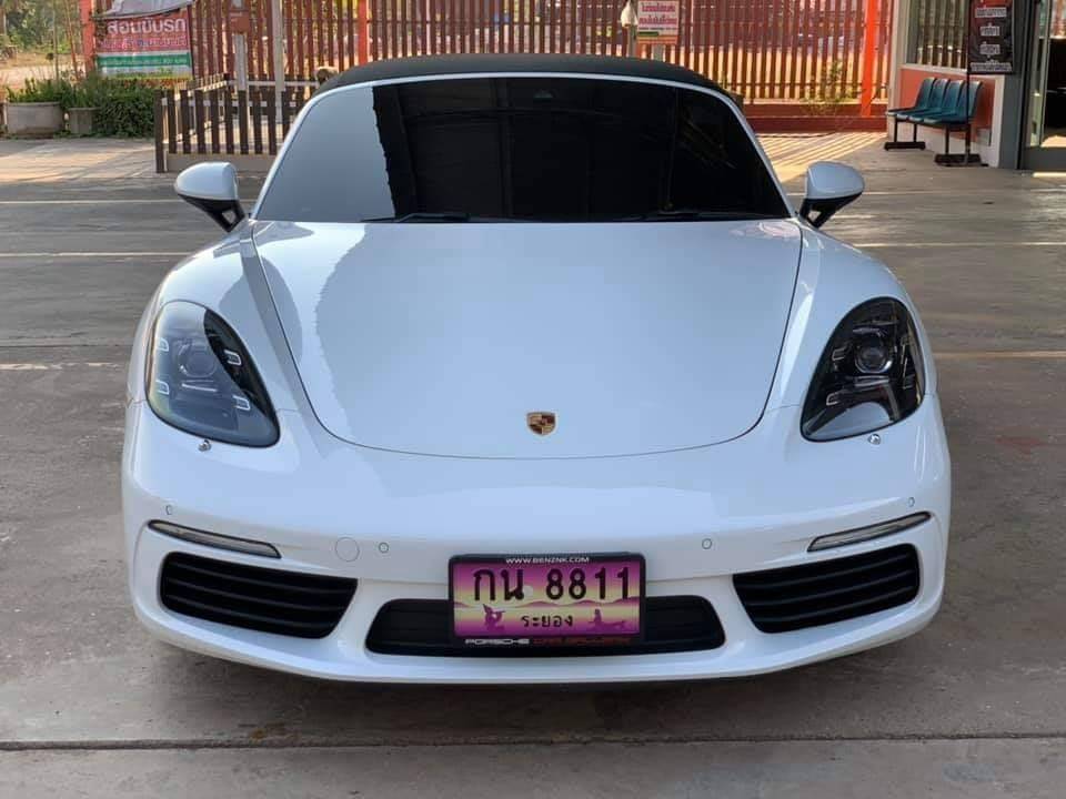 Porsche Boxster 718 ปี 2016