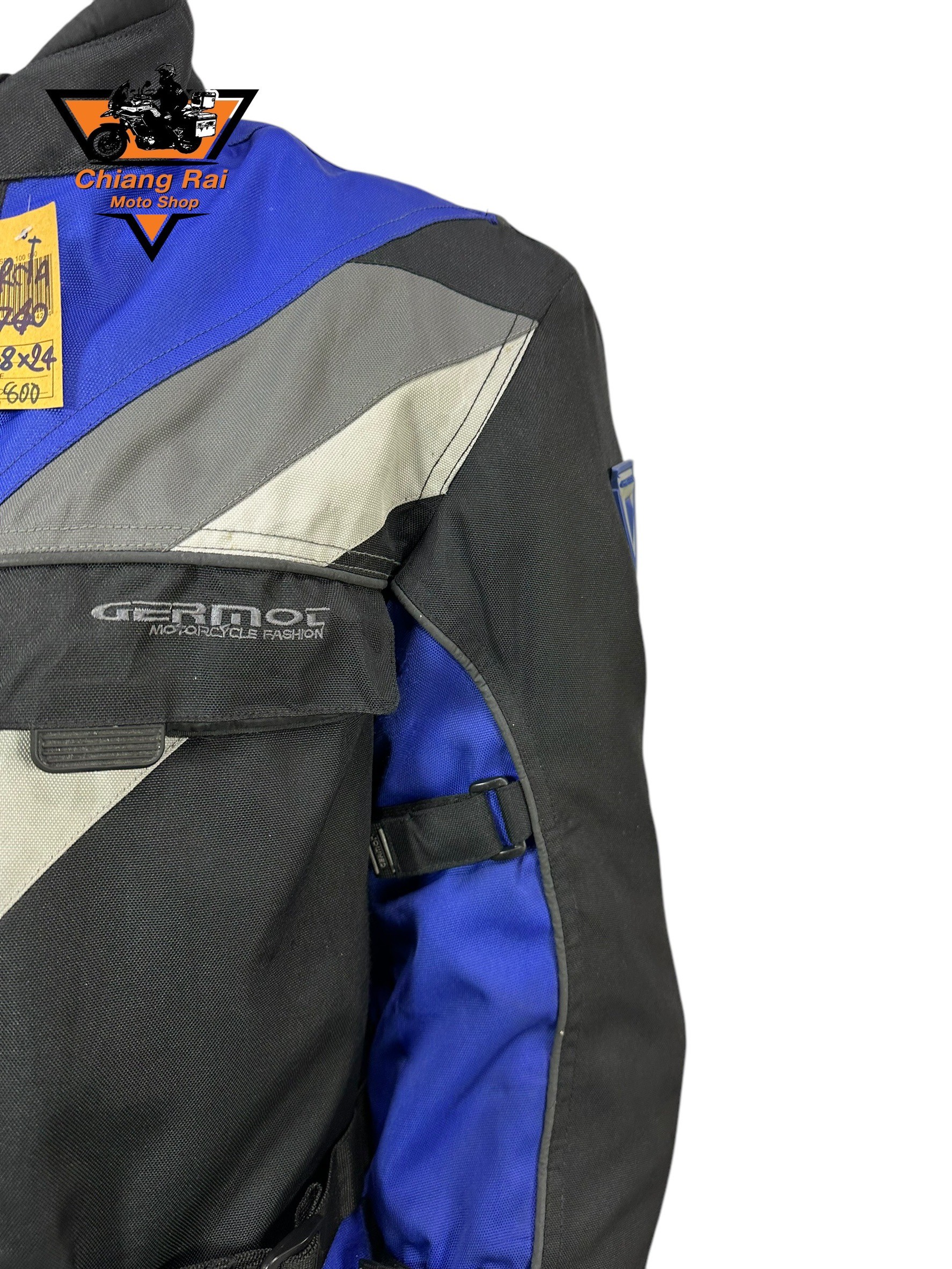 เสื้อขี่มอเตอร์ไซด์( มือสอง) RCTA 740 อก 48" ยาว 24 (L) **GERMOC**